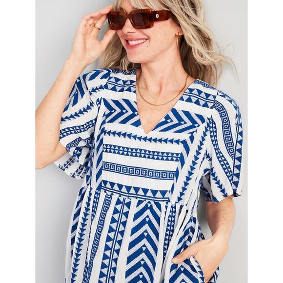 Old Navy V-Neck Swing Dress Womens Size 3X Blue White Jacquard Aztec Boho Mini - Picture 1 of 8